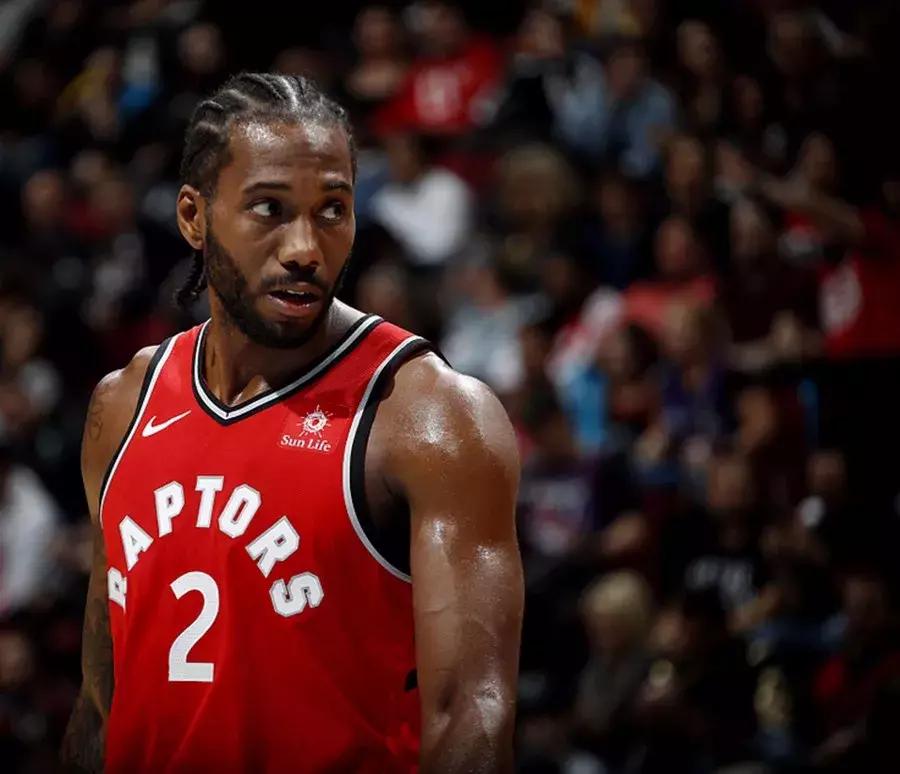 nba季后赛各球队宣传海报,nba各球队胸前广告