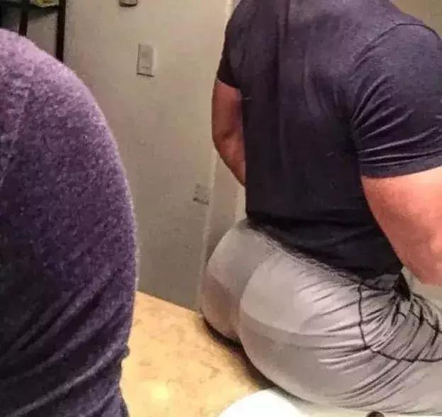 男人翘臀是怎么造成的,翘臀对于男性来说是怎样的