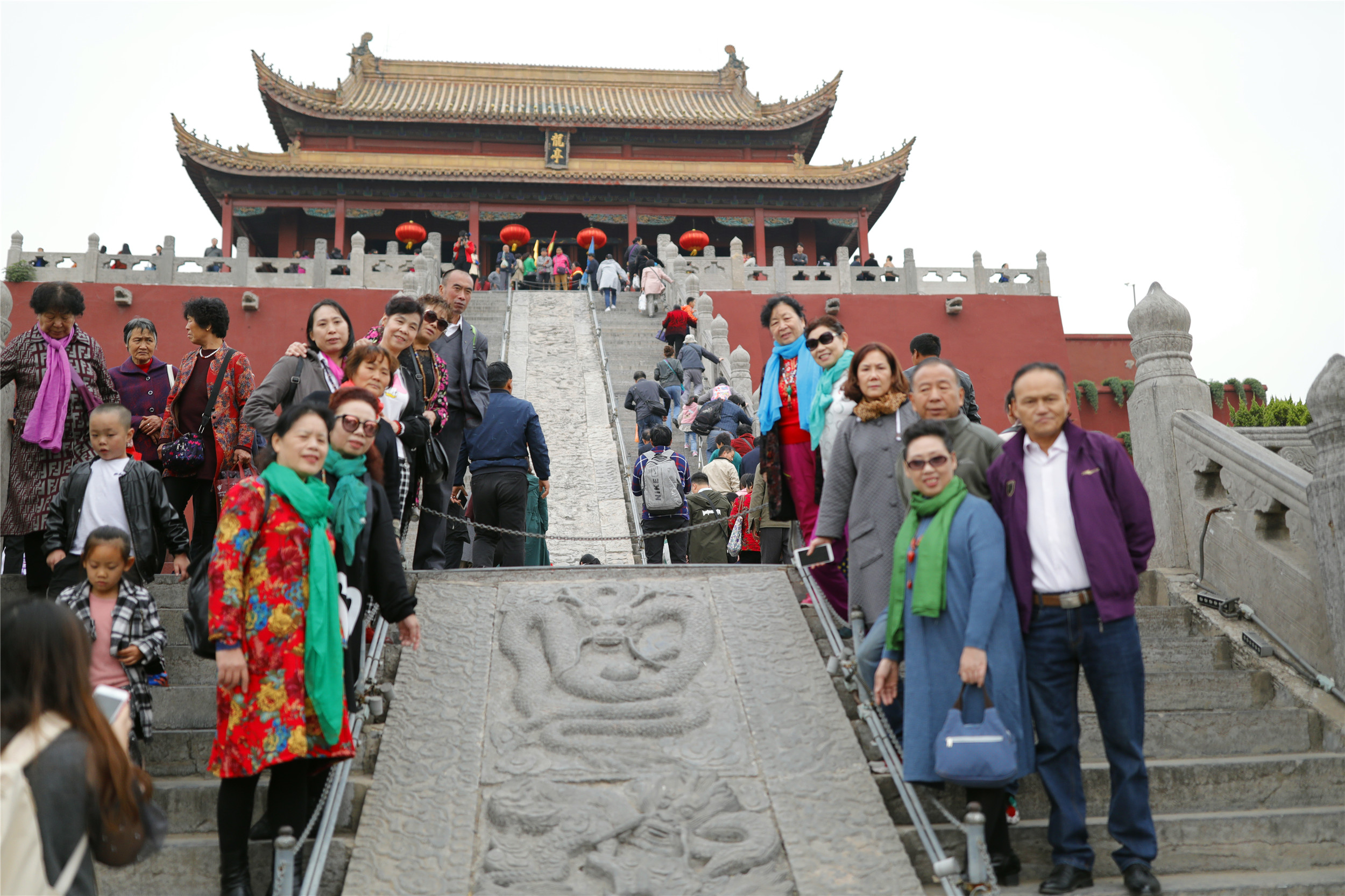 开封清明上河园龙亭两日游,自由行说走就走的旅行开封赏菊
