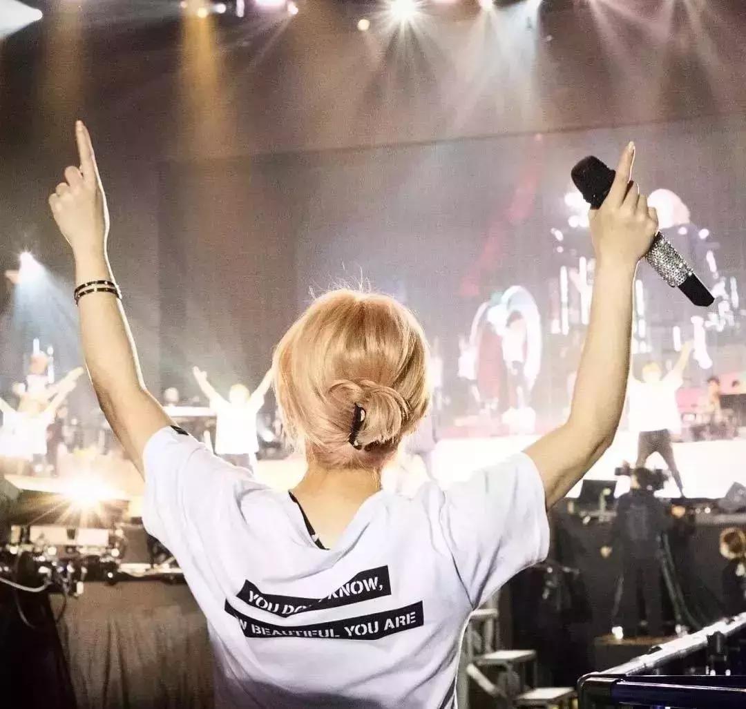 耳朵失聪一个眼睛失明几级残疾,耳朵失聪身体失去平衡