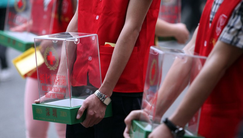 一条微博引起了网友上万的关注,一条微博引发800万人围观