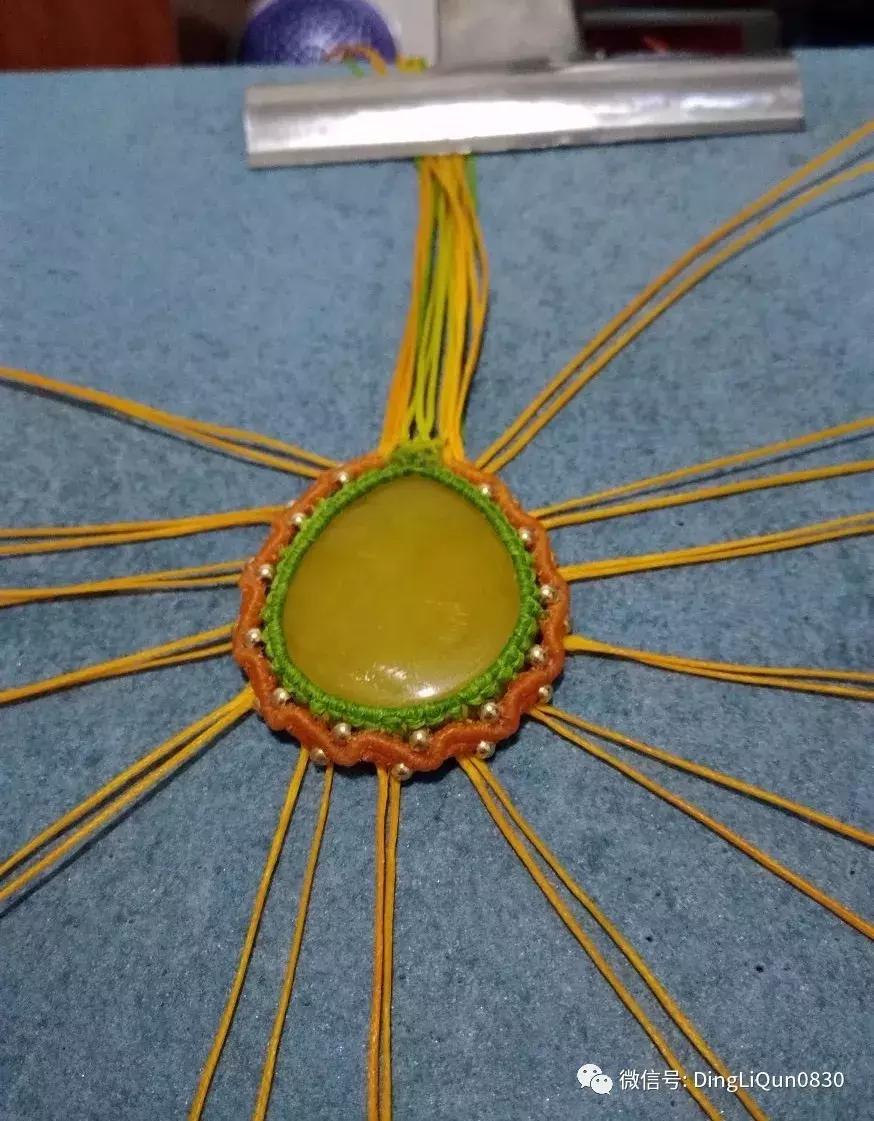 绳编宝石吊坠教程,石头吊坠穿珠子编绳教程