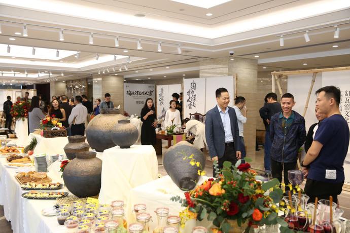 缸瓦窑文化艺术村精彩亮相广西文化商业领袖齐聚邕城