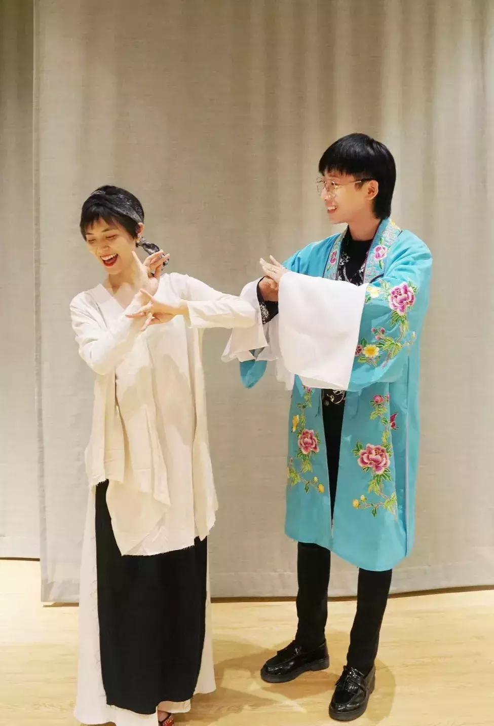 上海时装周潮流大秀,上海时装周快闪视频