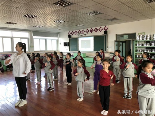 五彩校本醇香课程——一师附小持续开发、实施“醇香园”课程