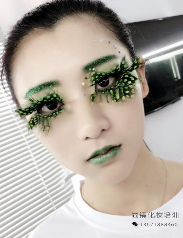 上海顶尖化妆培训,上海学化妆专业哪里好