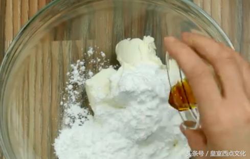 零基础学习做蛋糕教程视频,零基础学做蛋糕视频教程