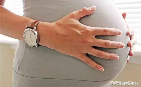 摸肚子能感觉胎儿入盆吗,这些分娩信号你都知道吗