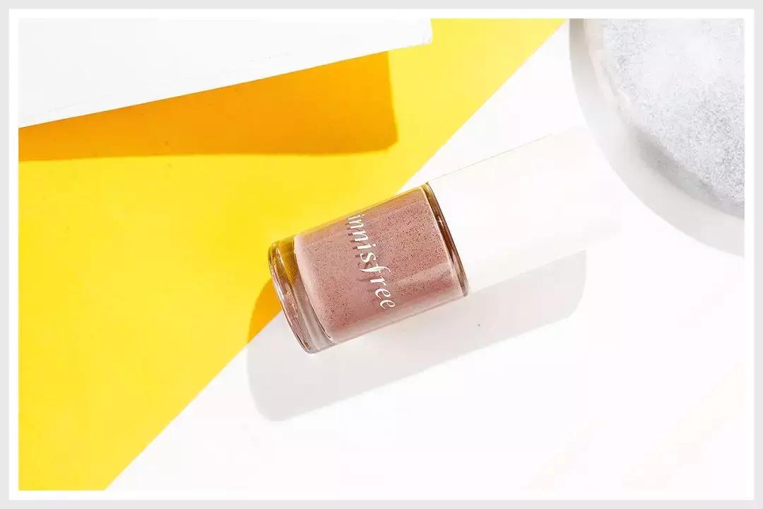 指甲油推荐橘色学生显白平价,公认最好看指甲油推荐