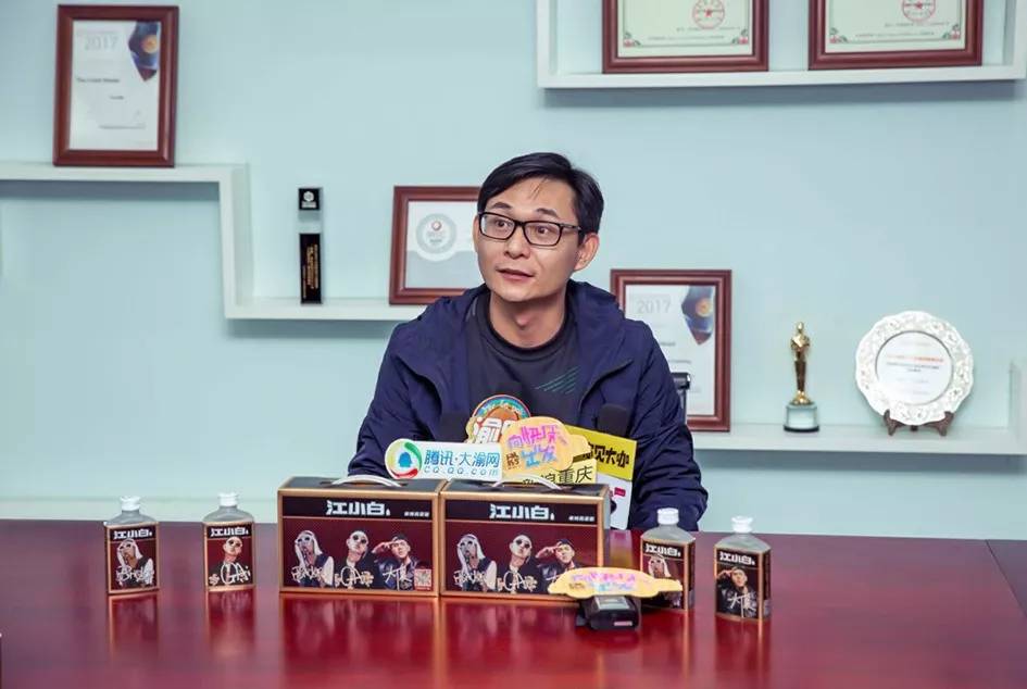 从“圈层”到“文化”的突围，江小白YOLO靠的是什么？