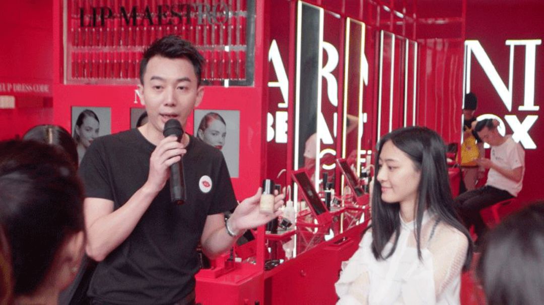 卡粉妆前怎么保湿教程,秋冬底妆起皮卡粉怎么办