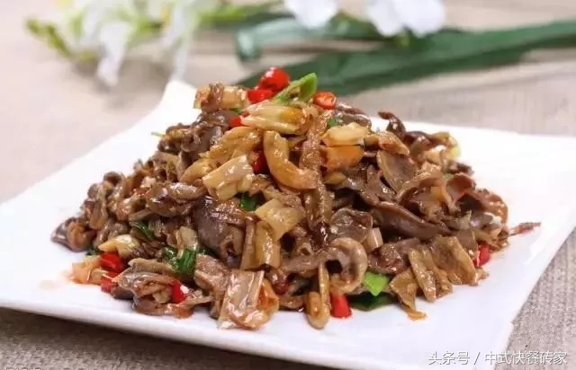 特色家常菜四道好吃的让你忘不了,特色家常菜地三鲜大家喜欢吃不