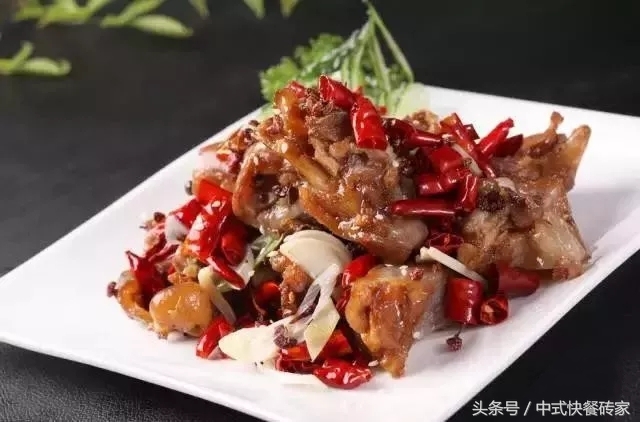 特色家常菜四道好吃的让你忘不了,特色家常菜地三鲜大家喜欢吃不