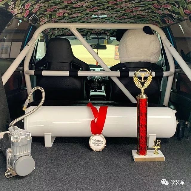 蓝色两厢马自达星骋,马自达星骋特点