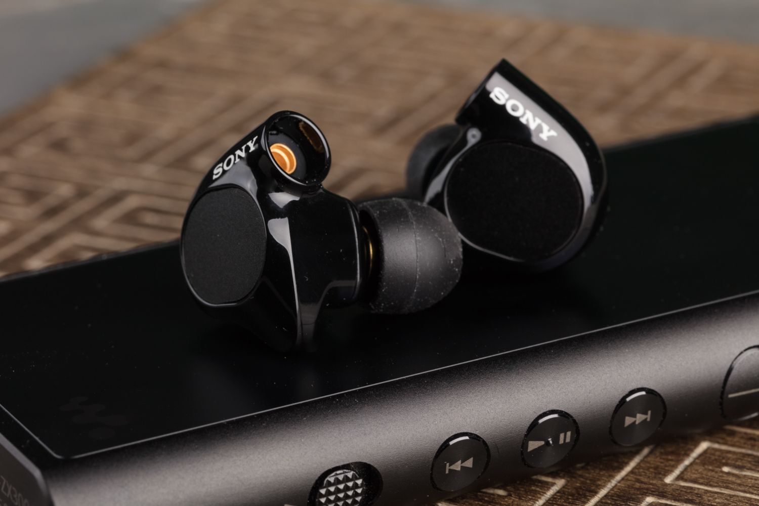 索尼ier-m7煲机,索尼ierm7和森海塞尔ie600对比