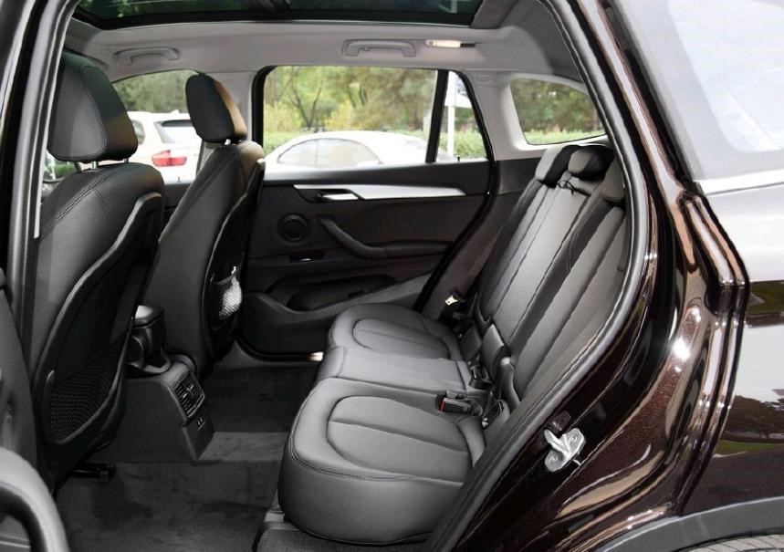 三缸宝马x1测评落地价格,宝马x1三缸机的吐槽