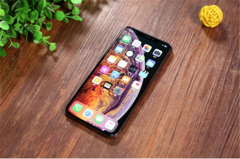 夸你直发好看，赞你褶皱外套有型的人拉黑