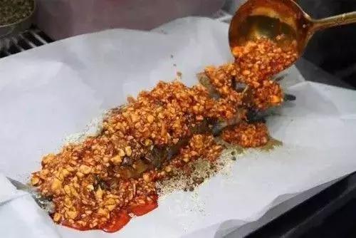 万州烤鱼炒底料的配方,重庆万州木炭烤鱼秘制配方