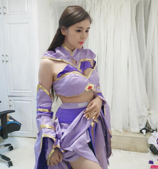 张琪格微博又秀身材，COS王者貂蝉引粉丝心动，网友：我恋爱了！