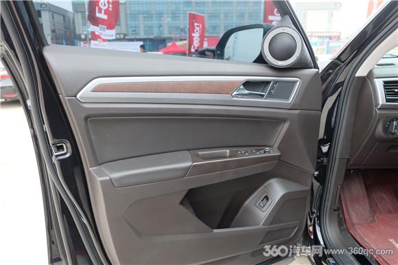 在这个歌航小盒子的带领下这伙音响拿了MECA合肥站最高组别冠军