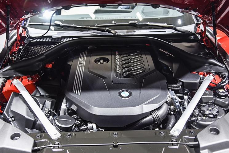 宝马小跑敞篷z4四座,新一代宝马z4最新款