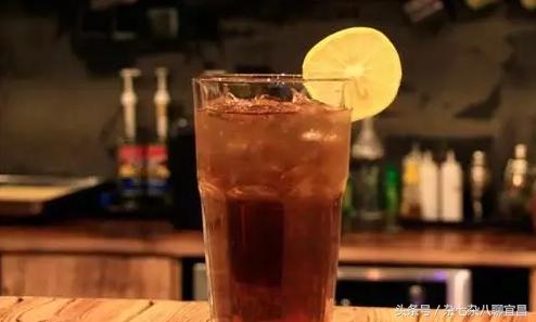 女生去酒吧要注意哪些酒有毒,宜昌酒吧女孩