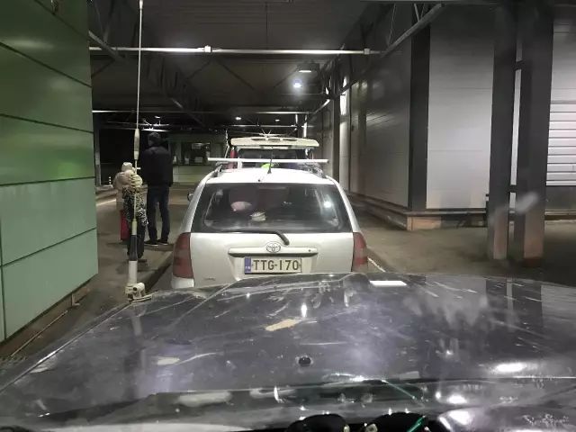 如何在芬兰摆摊赚欧元-自由公路芬兰站之赫尔辛基跨年