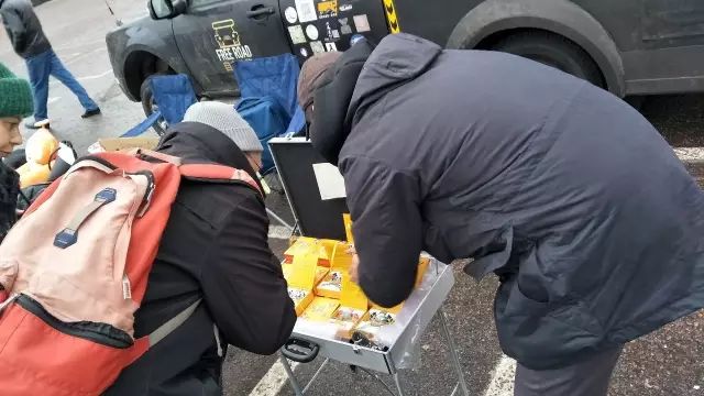 如何在芬兰摆摊赚欧元-自由公路芬兰站之赫尔辛基跨年