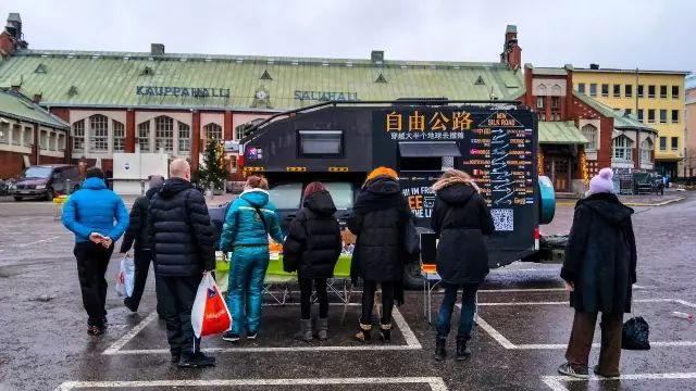 如何在芬兰摆摊赚欧元-自由公路芬兰站之赫尔辛基跨年