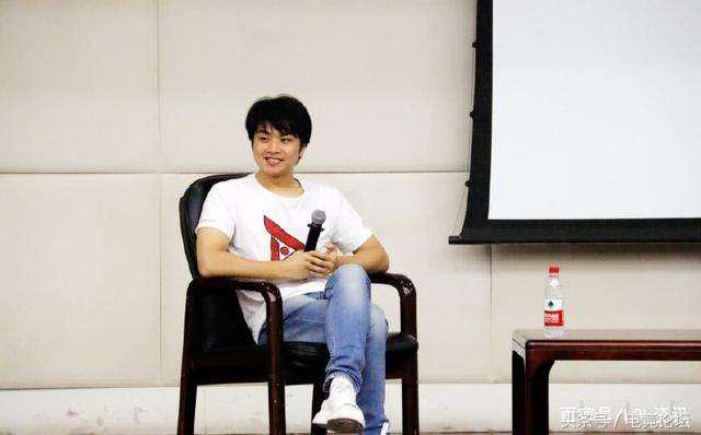 中国电竞发展史！细数留下传奇的风云人物！UZIS8失利后远远不及