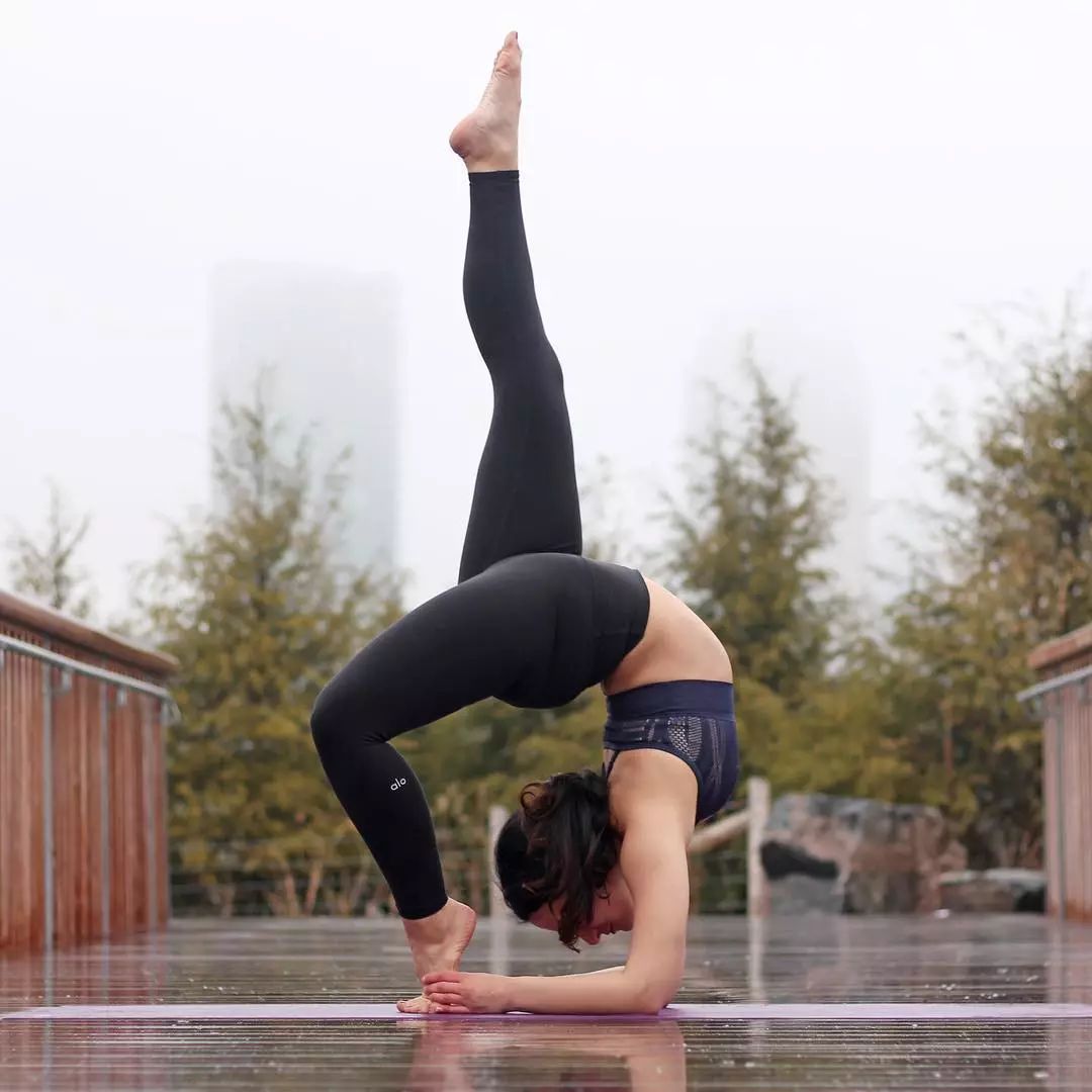 瑜伽治疗视力,视力瑜伽真的可改善视力吗