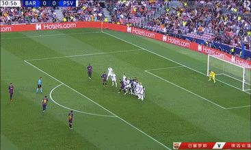 B罗“睡罗汉”式救球,梅西乐开了花,苏亚雷斯一脸懵逼!