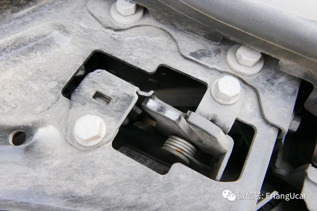 w204奔驰c300coupe,奔驰w204c200旅行版