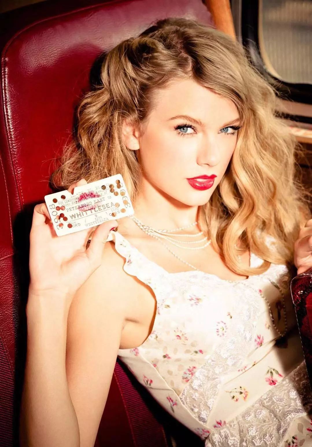 这个经历84段恋情,圈粉5亿的歌手:做自己,全世界都会为你鼓掌