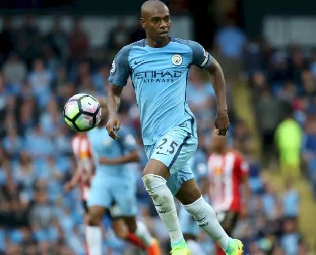 fifa足球世界141埃姆雷詹,fifa足球世界顶级转会最佳阵容