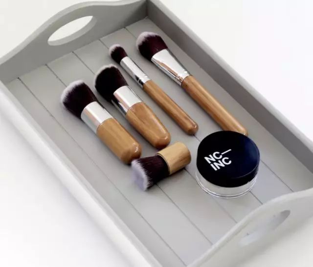 从朋友圈买“国外专柜”化妆品靠谱吗？