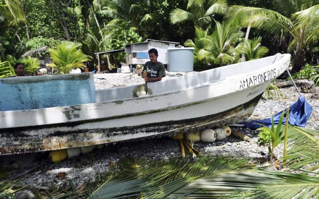 438天漂流9000公里，离开陆地14个月里他只做了一件事——活下去