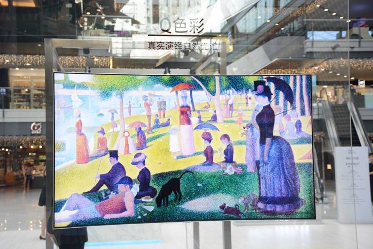 明明是家正经的科技公司,却偏爱恶搞艺术