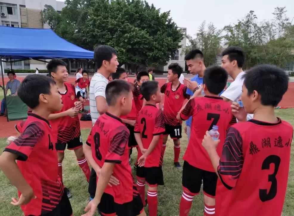 鼎湖校园足球,喜讯学校获批试点学校