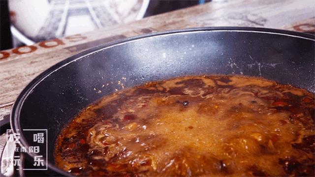 爆！光武路这家店用活鱼下锅！一口鲜到爆炸！吃完简直要犯罪！