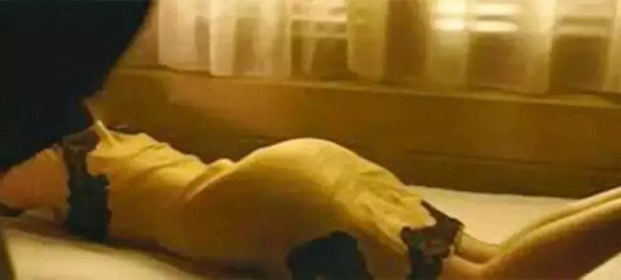 臀部下垂塌陷锻炼方法,改善臀部凹陷的站姿