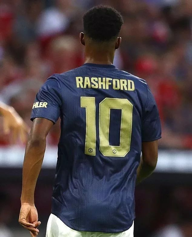 曼联妖星2019年,曼联三叉戟c罗鲁尼特维斯