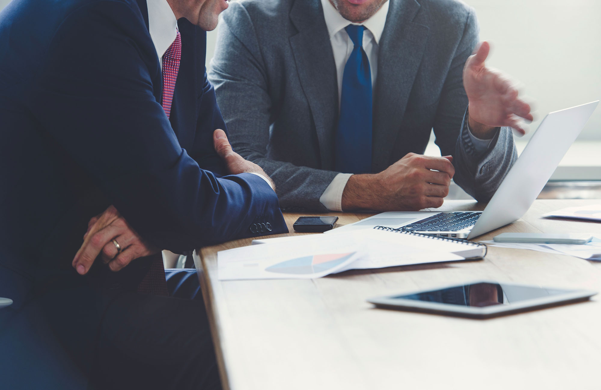 员工业绩差还不服从管理怎么办,业绩好的员工不听话怎么管理