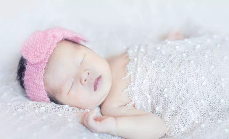 0岁小宝宝有没有抵抗力,0岁婴儿需要注意什么