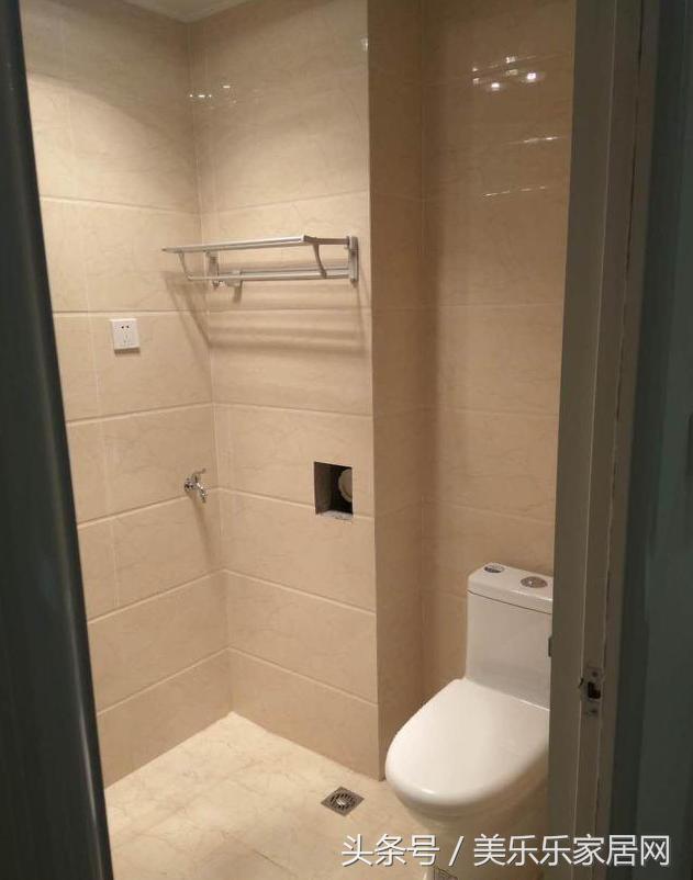 简单装修花了30万硬装,简单装修房子不吊顶电视墙