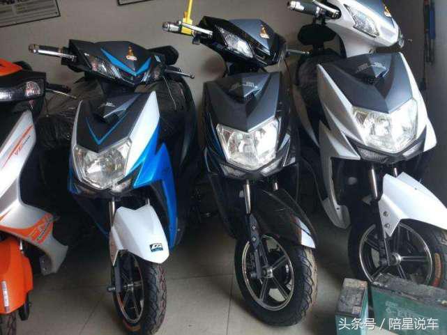 没钱买汽车的上班族，买什么牌子的电动车好，精挑细算这4款