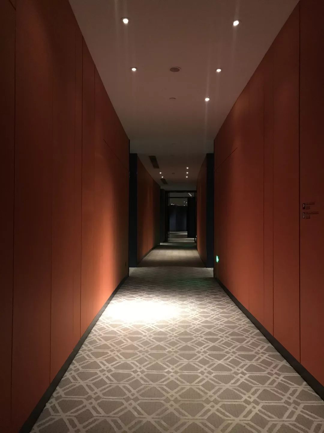 佛山罗浮宫索菲特酒店高山流水,佛山索菲特罗浮宫酒店附近美食