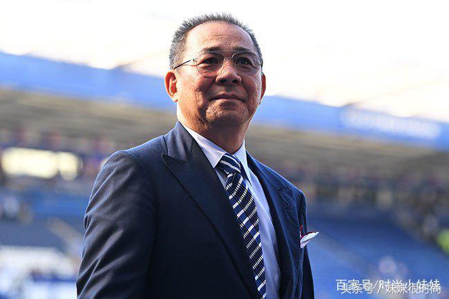 威廉王子潸然泪下,莱斯特城全员悼念维猜瓦尔迪落泪