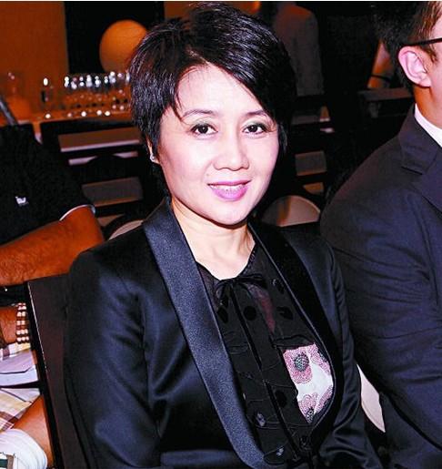 一代赌王何鸿燊完整版,一代赌王何鸿燊书籍