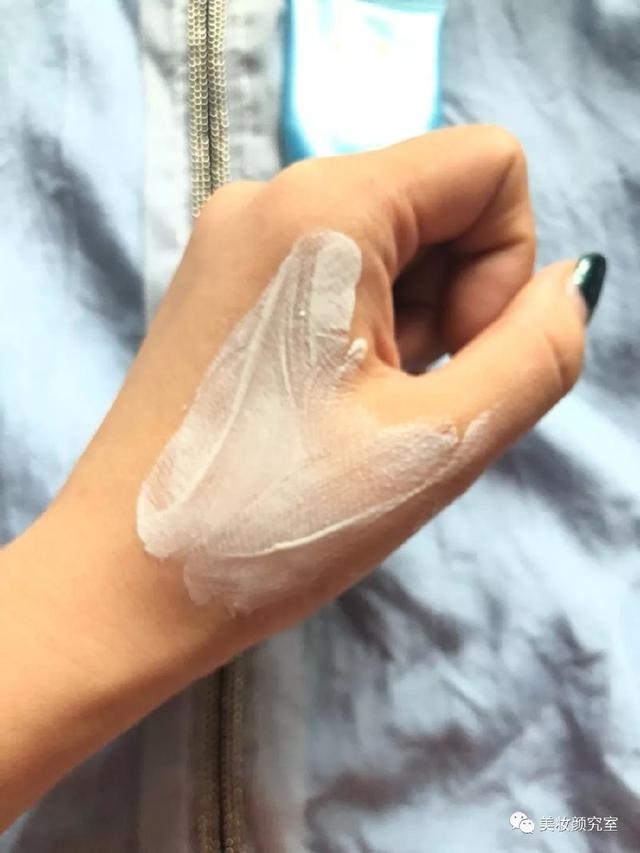 秋冬美白保湿用佰草集大白泥就够了